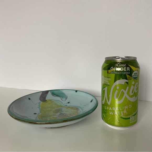 Hand made Pottery Plate with a pear Hand Thrown Signed Burdick 7” Decor EUC - Picture 13 of 15